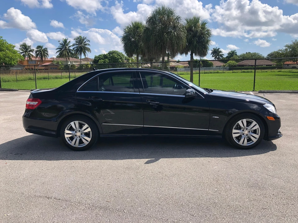 2012 Mercedes-Benz W212 E-Class - Image 25 of 31
