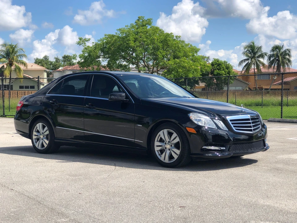 2012 Mercedes-Benz W212 E-Class - Image 26 of 31