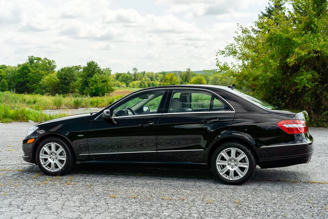 2012 Mercedes-Benz W212 E-Class - Image 16 of 31