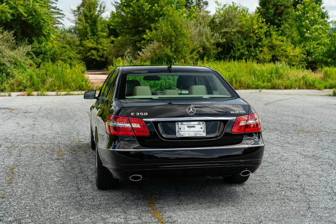 2012 Mercedes-Benz W212 E-Class - Image 23 of 31