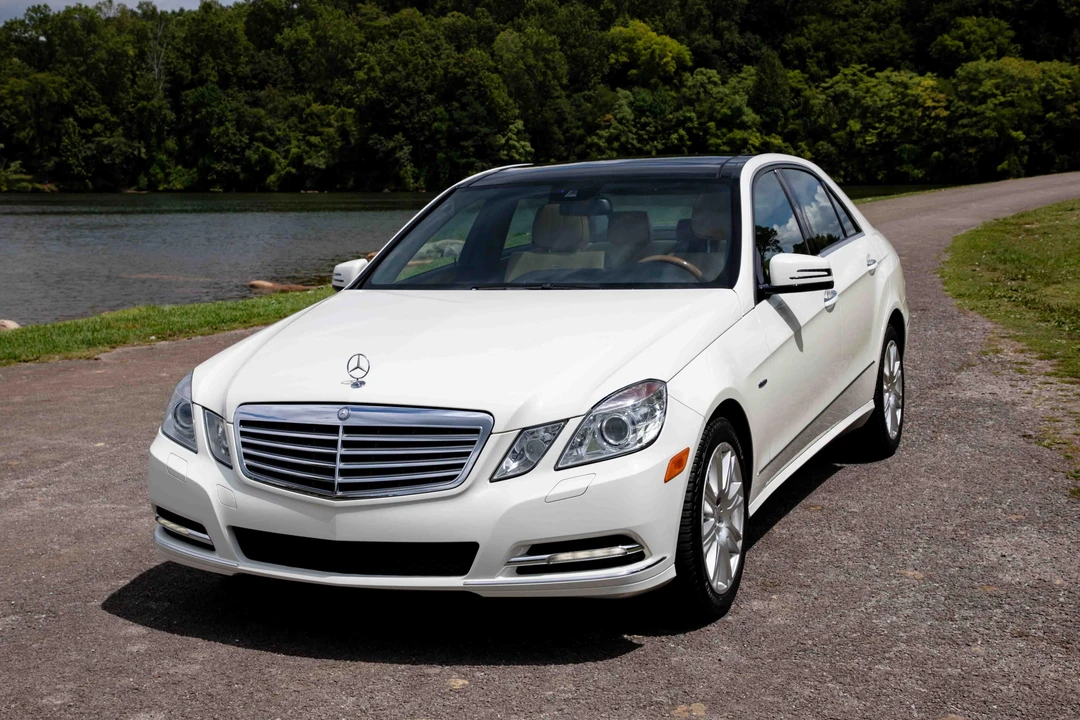 2012 Mercedes-Benz W212 E-Class - Image 8 of 31