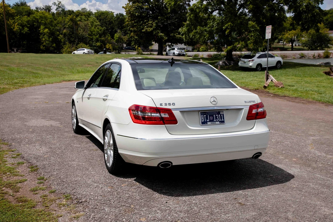2012 Mercedes-Benz W212 E-Class - Image 12 of 31