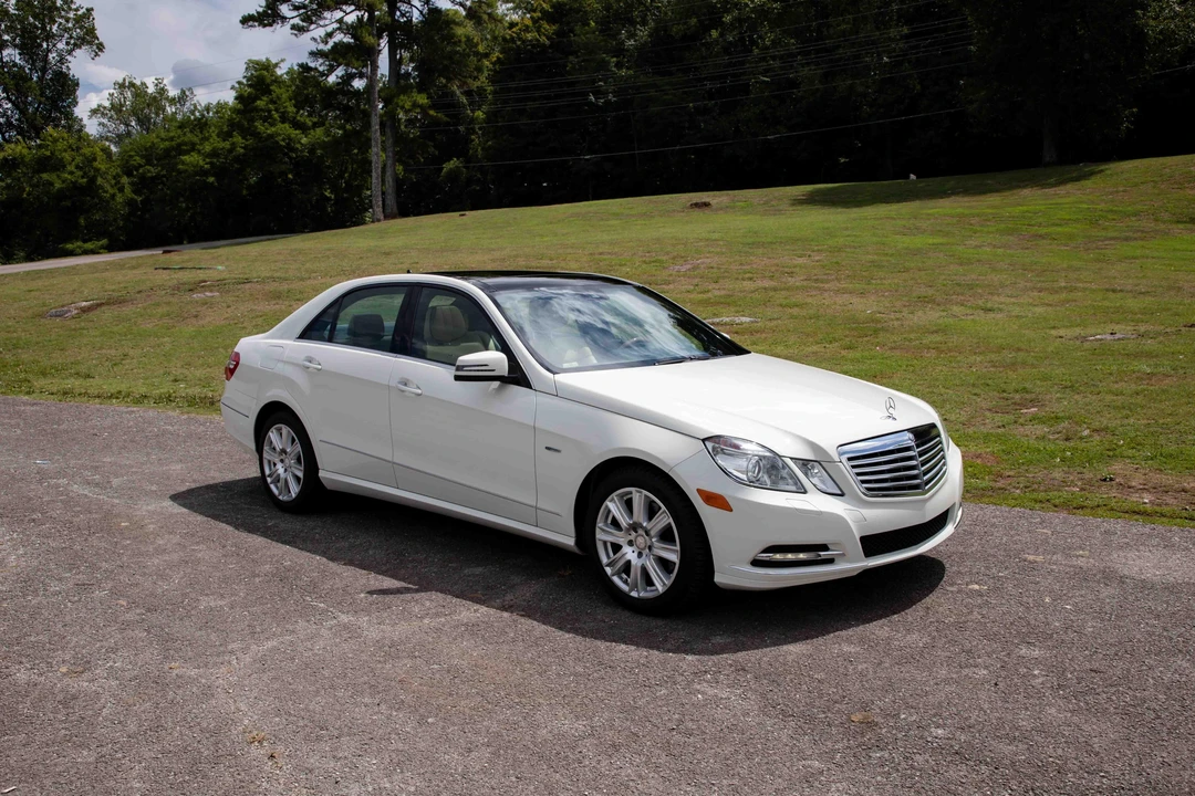 2012 Mercedes-Benz W212 E-Class - Image 16 of 31
