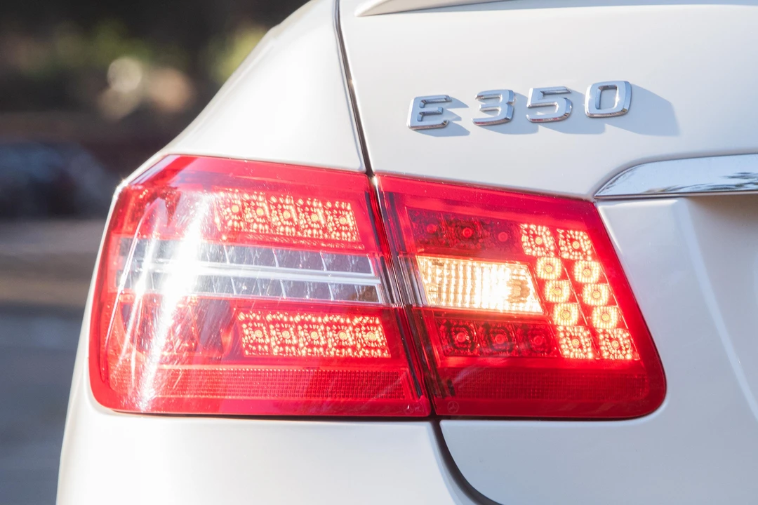 2012 Mercedes-Benz W212 E-Class - Image 27 of 31