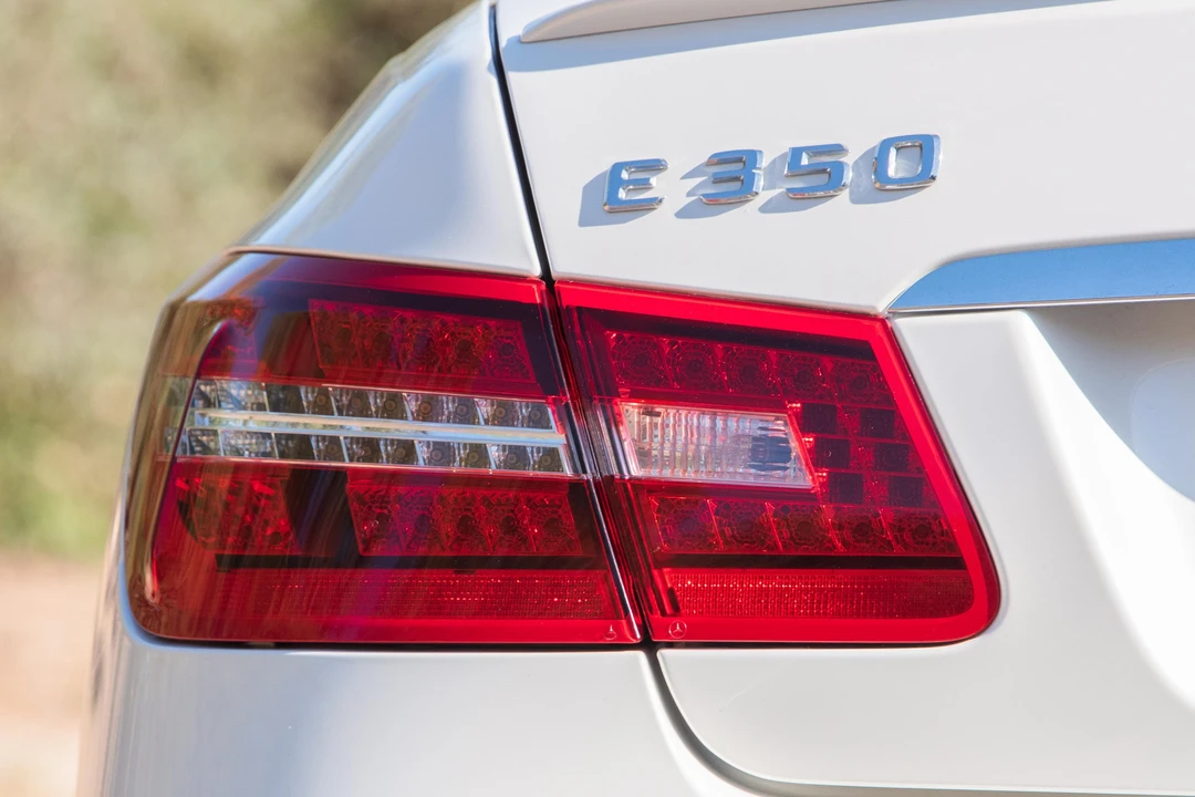 2012 Mercedes-Benz W212 E-Class - Image 26 of 31