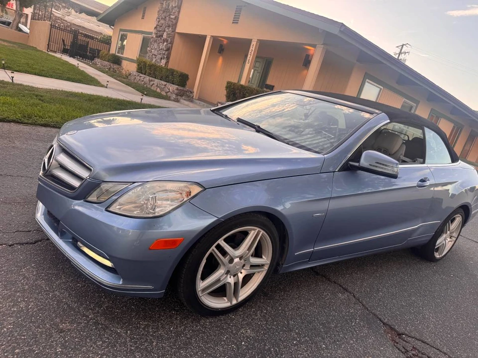 2012 Mercedes-Benz C207/A207 E-Class Coupe & Convertible - Image 2 of 8