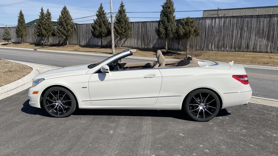 2012 Mercedes-Benz C207/A207 E-Class Coupe & Convertible - Image 2 of 12