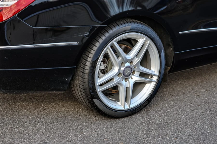2012 Mercedes-Benz C207/A207 E-Class Coupe & Convertible - Image 17 of 31