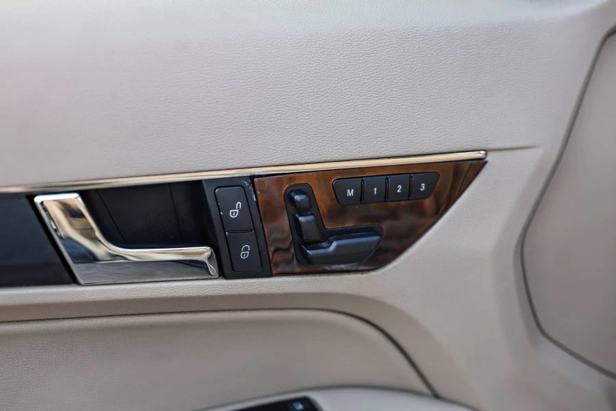 2012 Mercedes-Benz C207/A207 E-Class Coupe & Convertible - Image 21 of 31