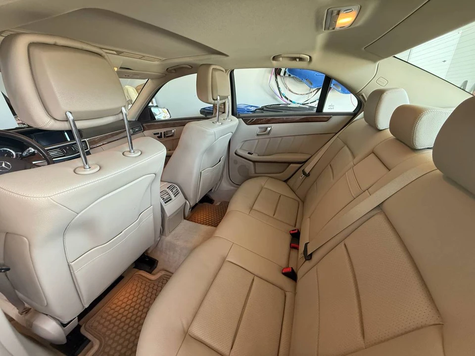2012 Mercedes-Benz W212 E-Class - Image 12 of 24
