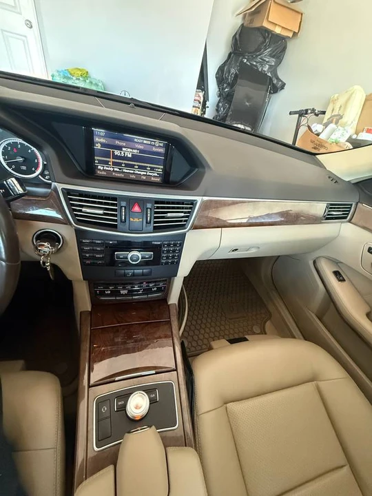 2012 Mercedes-Benz W212 E-Class - Image 16 of 24