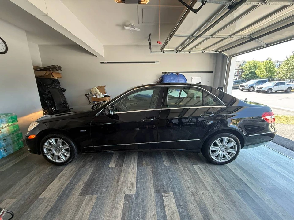 2012 Mercedes-Benz W212 E-Class - Image 2 of 24
