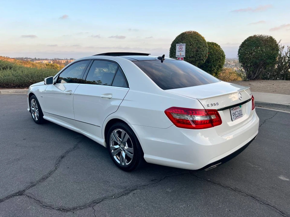2012 Mercedes-Benz W212 E-Class - Image 6 of 24