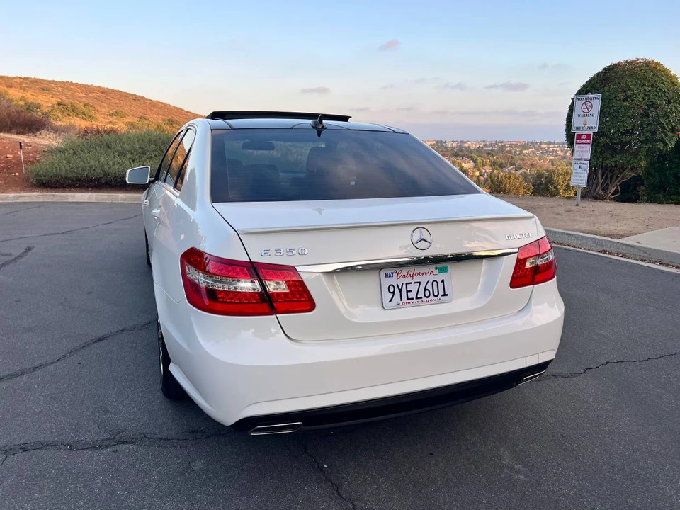 2012 Mercedes-Benz W212 E-Class - Image 5 of 24