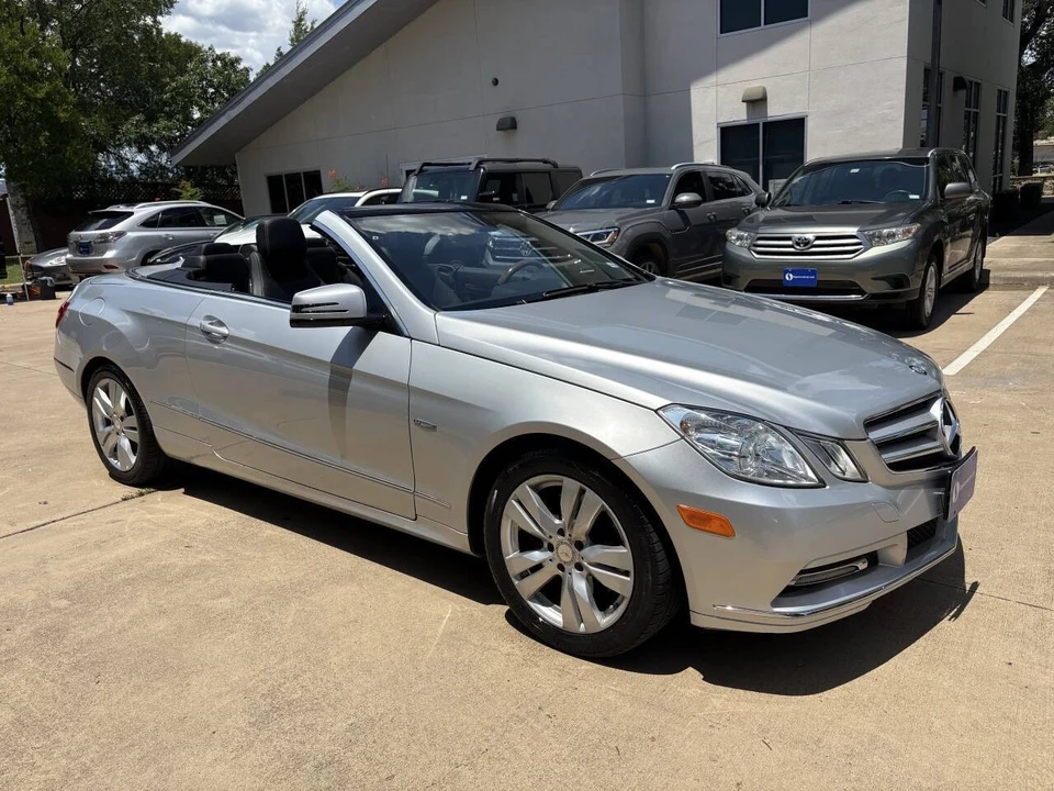 2012 Mercedes-Benz C207/A207 E-Class Coupe & Convertible - Image 2 of 21
