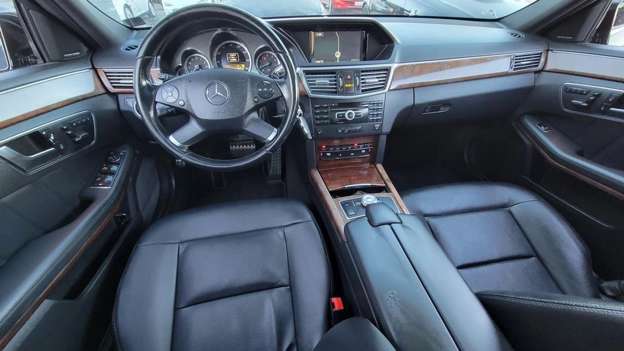 2012 Mercedes-Benz W212 E-Class - Image 8 of 12