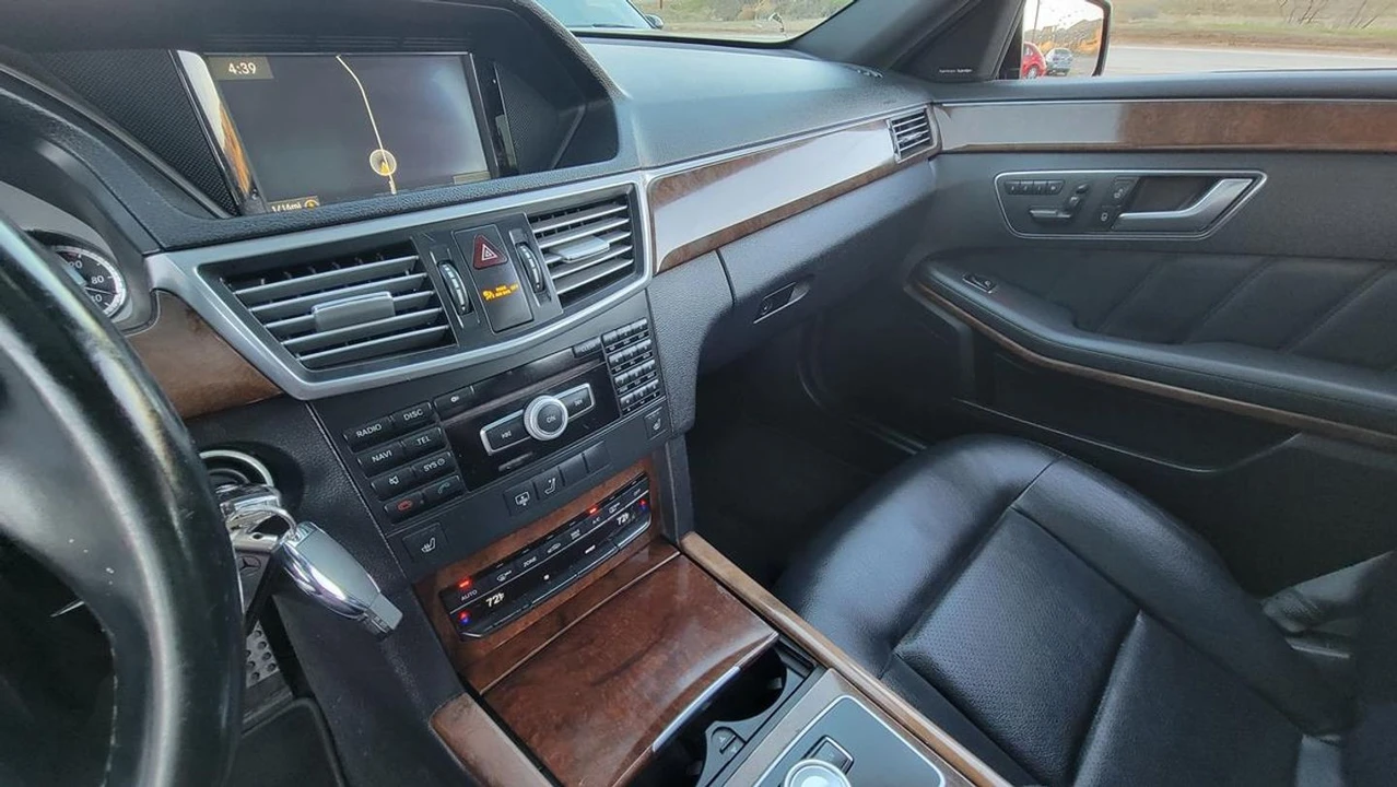 2012 Mercedes-Benz W212 E-Class - Image 19 of 21