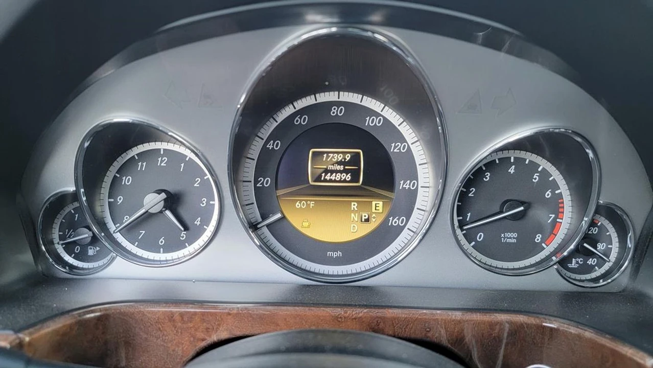 2012 Mercedes-Benz W212 E-Class - Image 18 of 21