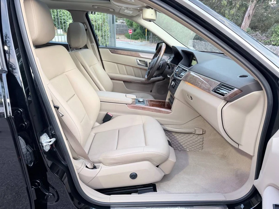 2012 Mercedes-Benz W212 E-Class - Image 11 of 23