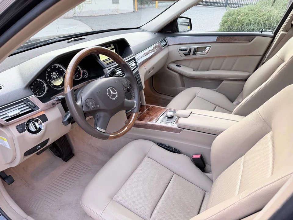 2012 Mercedes-Benz W212 E-Class - Image 8 of 23