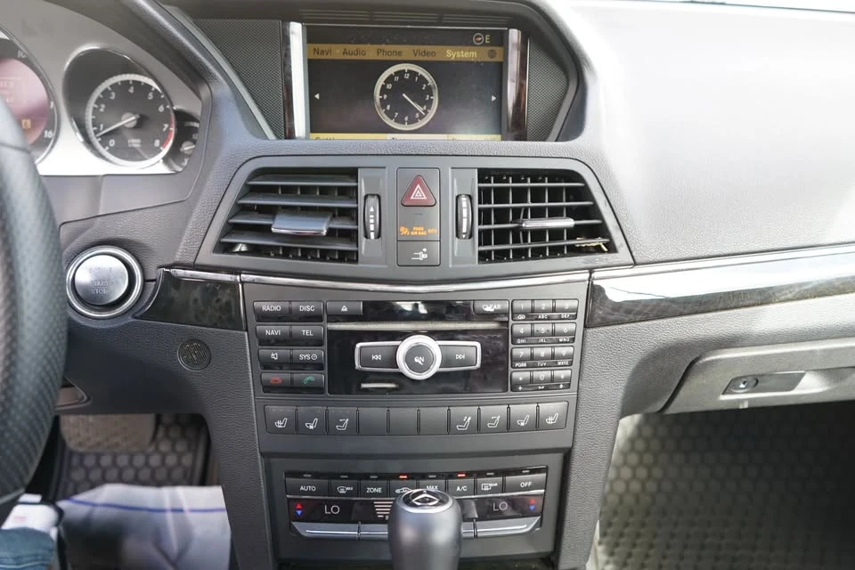 2012 Mercedes-Benz W212 E-Class - Image 9 of 20