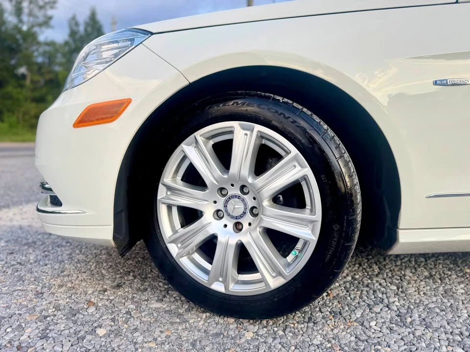 2012 Mercedes-Benz W212 E-Class - Image 7 of 19