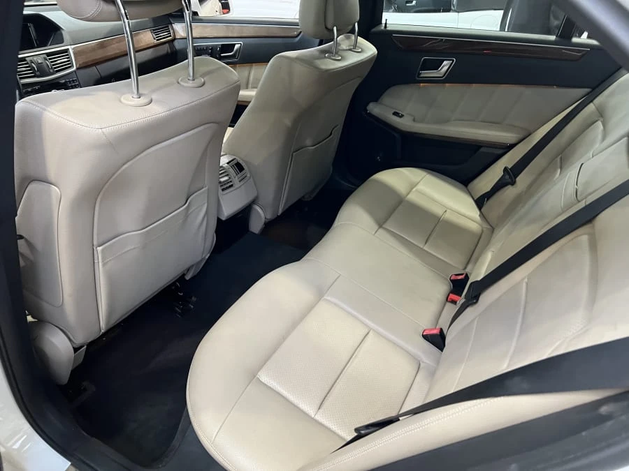 2012 Mercedes-Benz W212 E-Class - Image 4 of 7