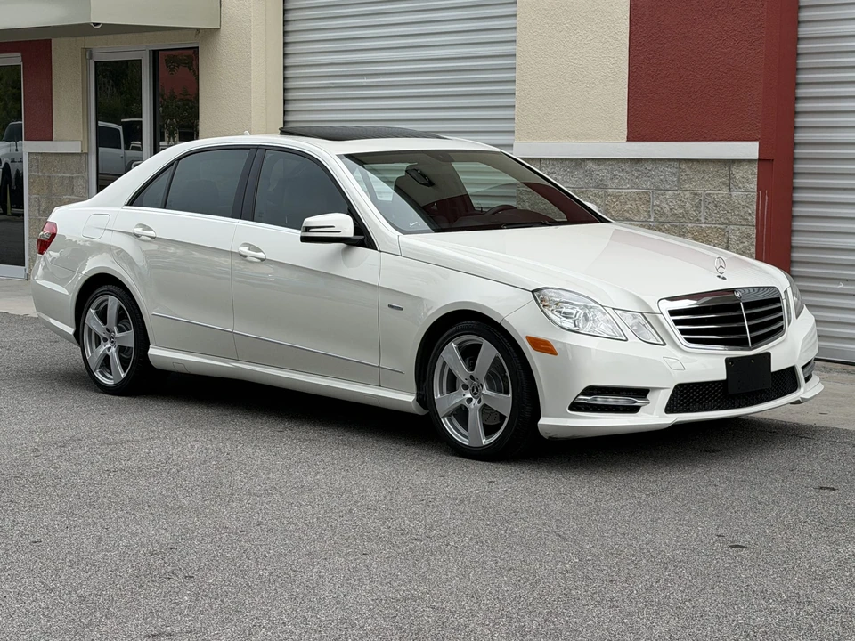 2012 Mercedes-Benz W212 E-Class - Image 22 of 31