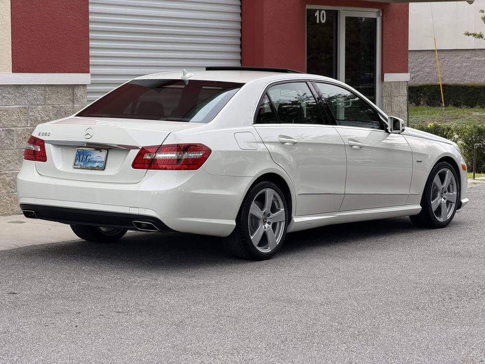 2012 Mercedes-Benz W212 E-Class - Image 15 of 31