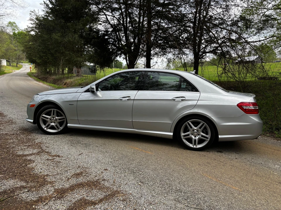 2012 Mercedes-Benz W212 E-Class - Image 9 of 31