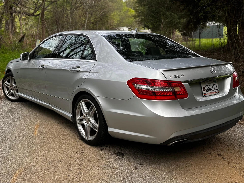 2012 Mercedes-Benz W212 E-Class - Image 10 of 31