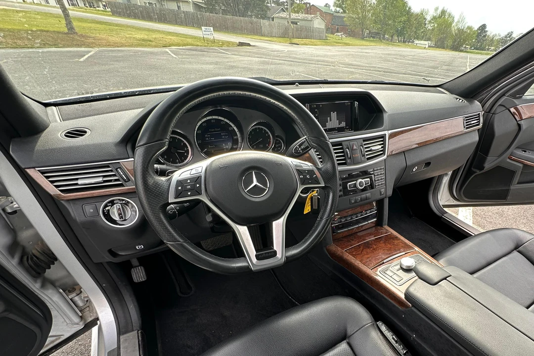 2012 Mercedes-Benz W212 E-Class - Image 30 of 31