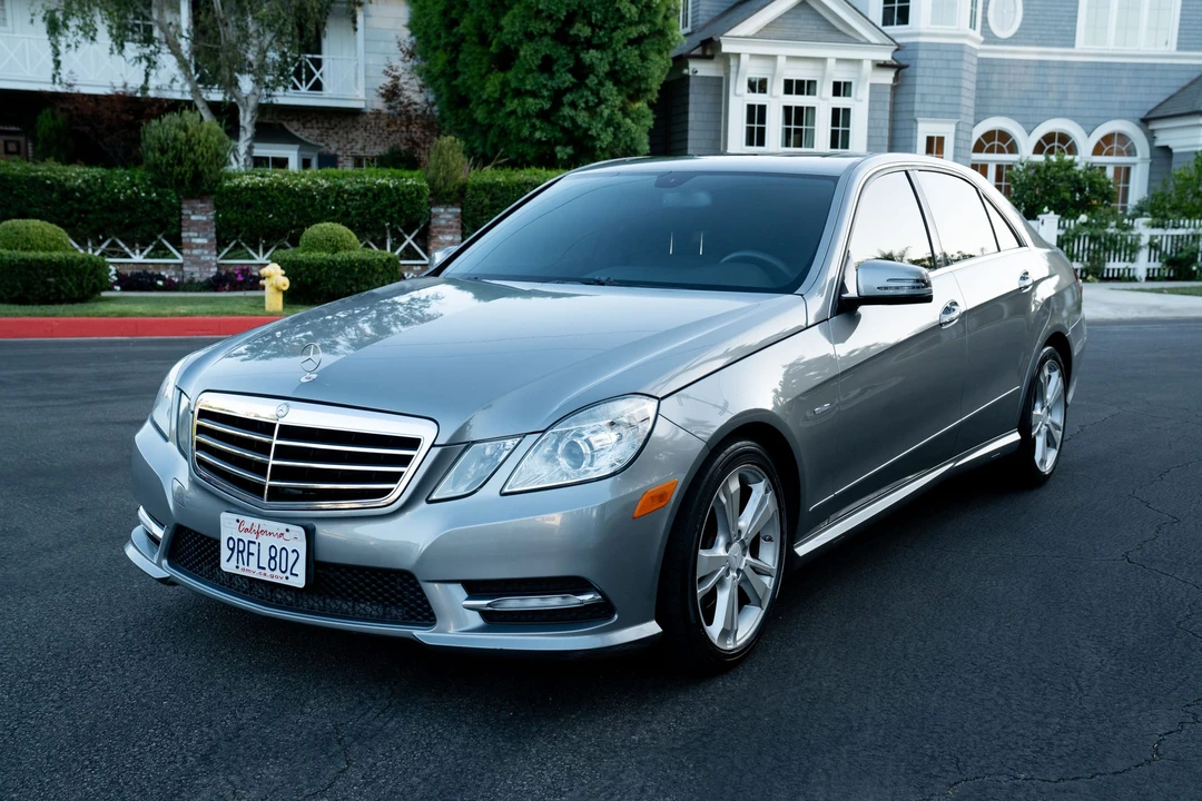 2012 Mercedes-Benz W212 E-Class - Image 2 of 31