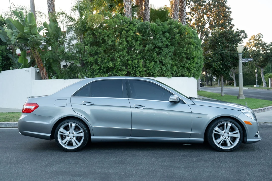2012 Mercedes-Benz W212 E-Class - Image 25 of 31
