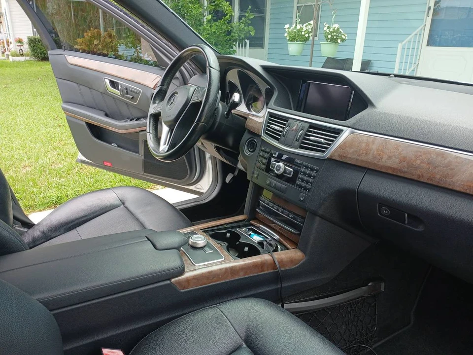 2012 Mercedes-Benz W212 E-Class - Image 5 of 5