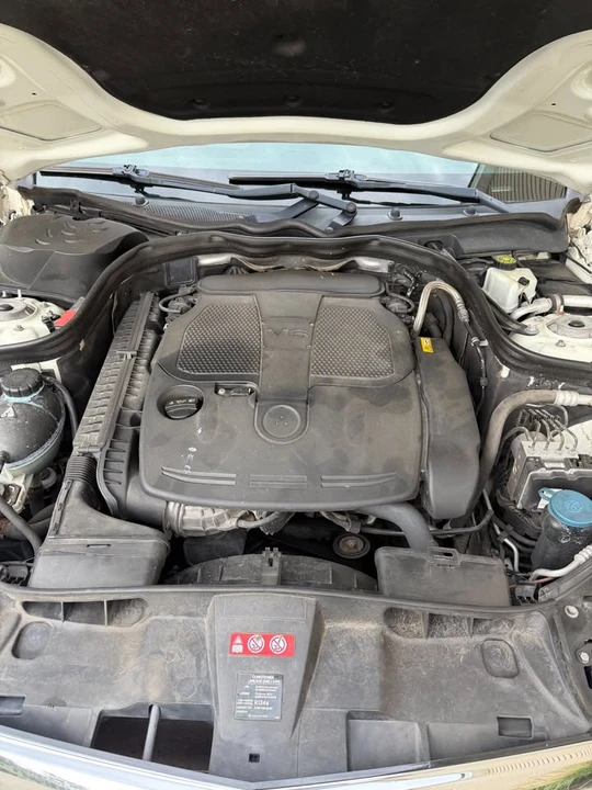 2012 Mercedes-Benz W212 E-Class - Image 9 of 11