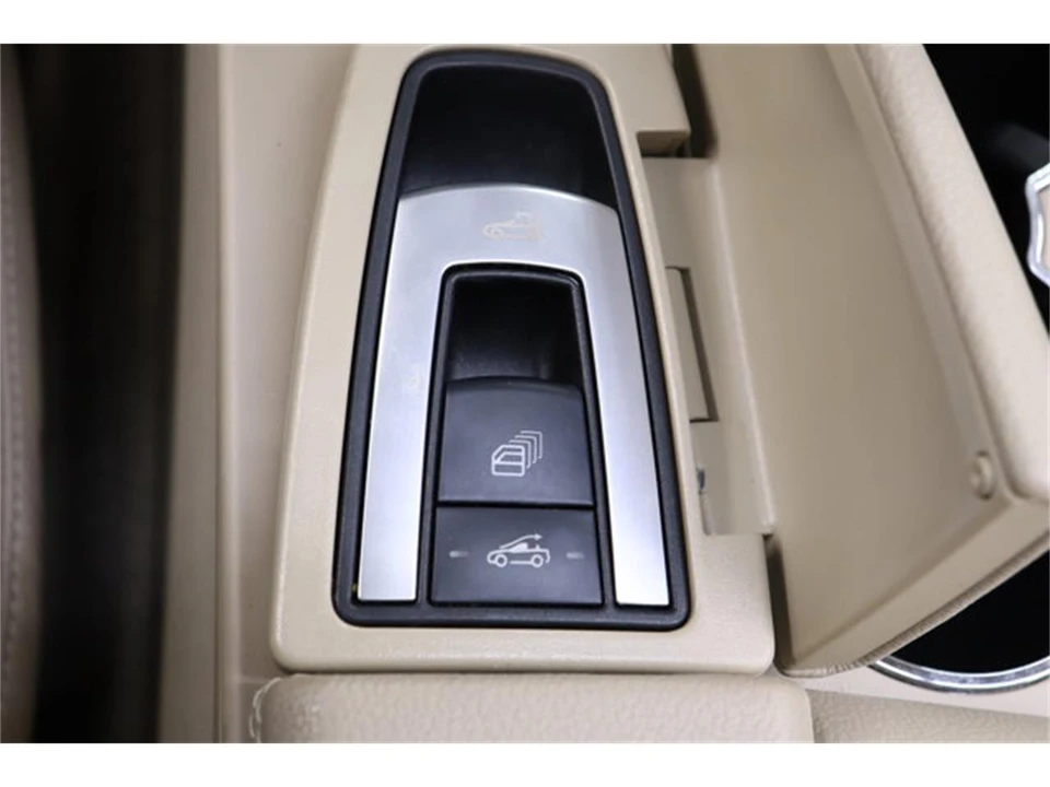 2012 Mercedes-Benz W212 E-Class - Image 25 of 31
