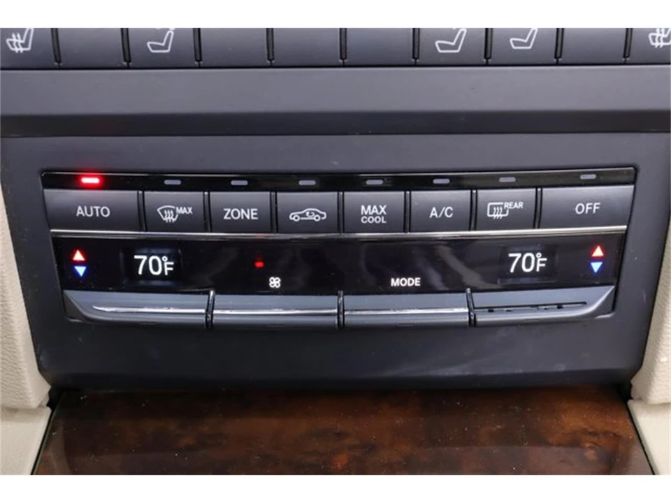 2012 Mercedes-Benz W212 E-Class - Image 22 of 31