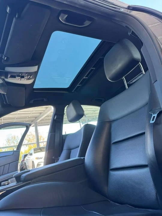 2012 Mercedes-Benz W212 E-Class - Image 12 of 18
