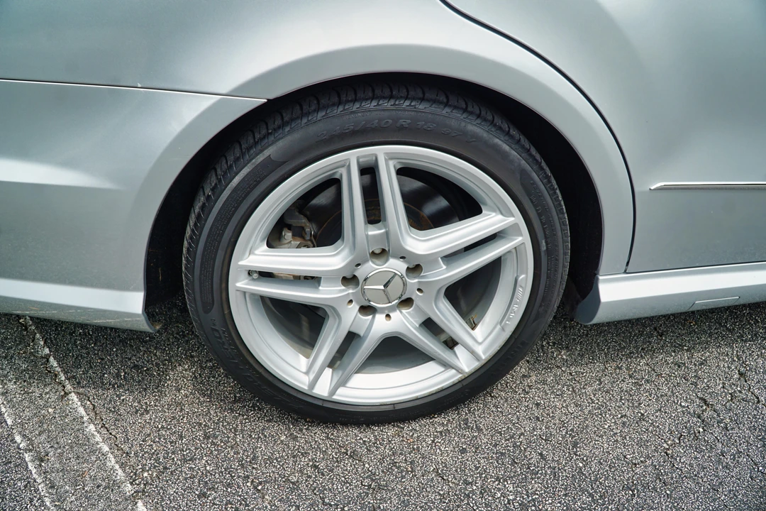 2012 Mercedes-Benz W212 E-Class - Image 28 of 31
