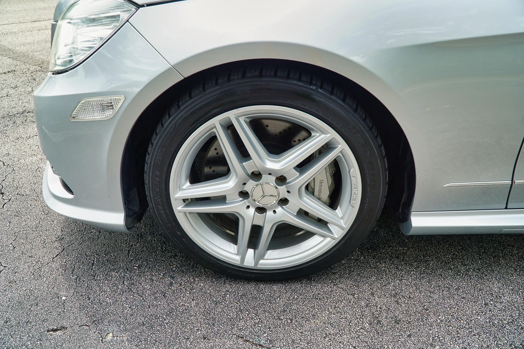 2012 Mercedes-Benz W212 E-Class - Image 26 of 31