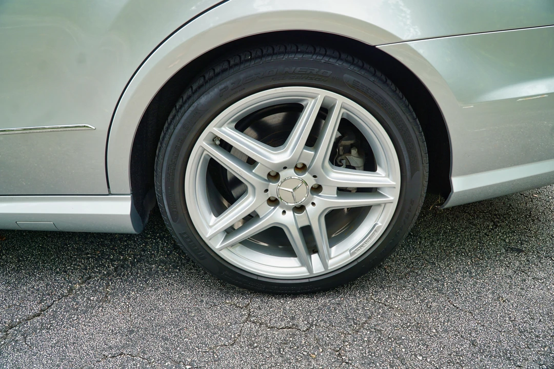 2012 Mercedes-Benz W212 E-Class - Image 27 of 31