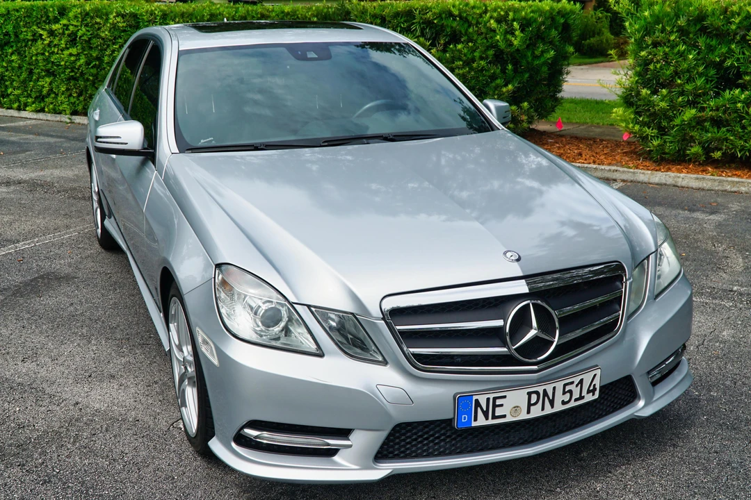 2012 Mercedes-Benz W212 E-Class - Image 2 of 31