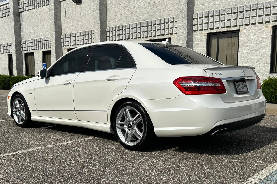 2012 Mercedes-Benz W212 E-Class - Image 4 of 31