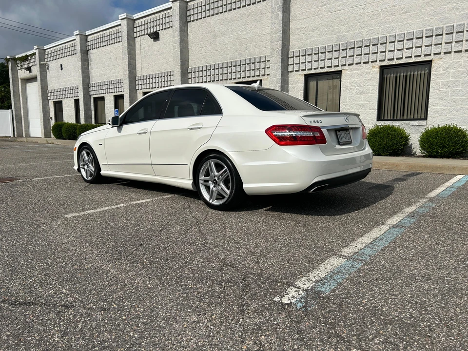 2012 Mercedes-Benz W212 E-Class - Image 11 of 31