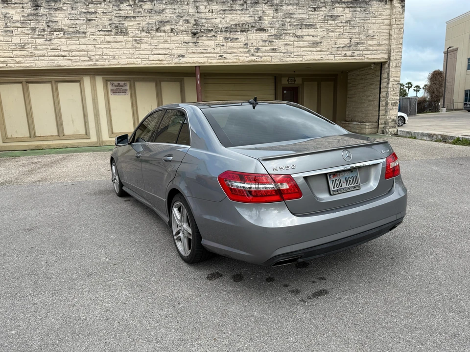2012 Mercedes-Benz W212 E-Class - Image 9 of 31