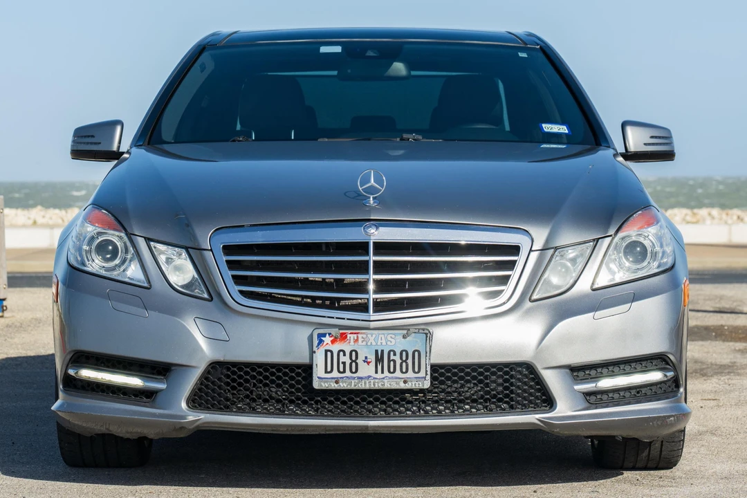 2012 Mercedes-Benz W212 E-Class - Image 2 of 31