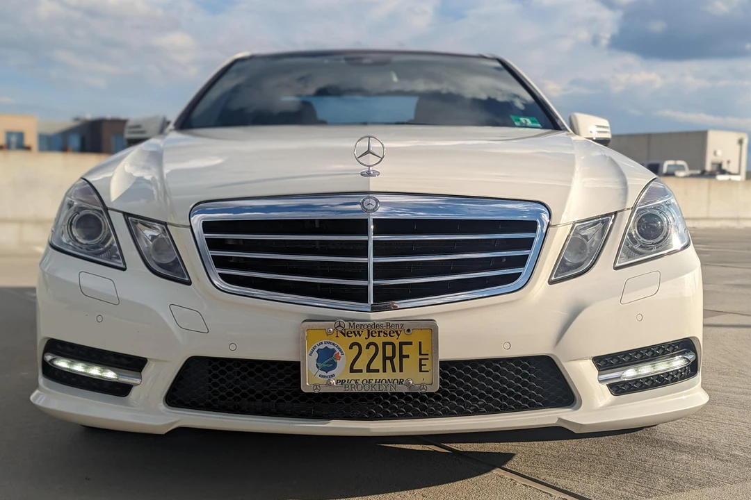 2012 Mercedes-Benz W212 E-Class - Image 2 of 31