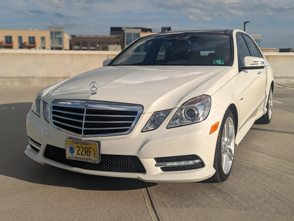 2012 Mercedes-Benz W212 E-Class - Image 6 of 31