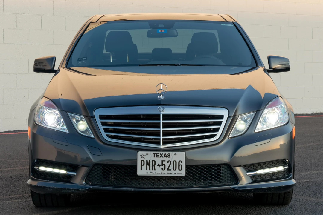 2012 Mercedes-Benz W212 E-Class - Image 2 of 31
